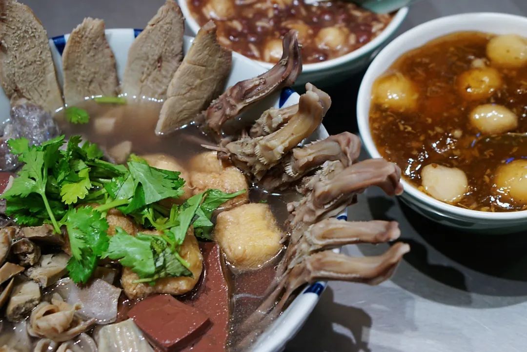 长春出发特价机票四月,长春出发双人旅游套餐含机票团购