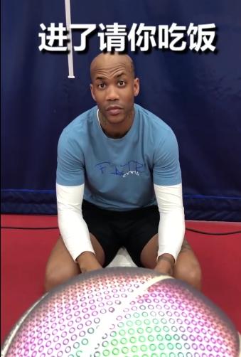 马布里超远三分,马布里经典过人惊呆奥尼尔