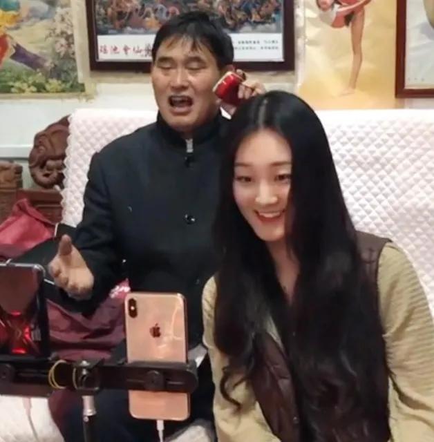 大衣哥朱之文人品,朱之文人品很朴实