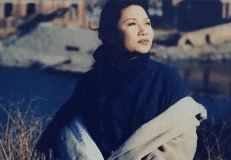 歌手李娜多少岁上五台山当尼姑了,李娜为什么去当尼姑