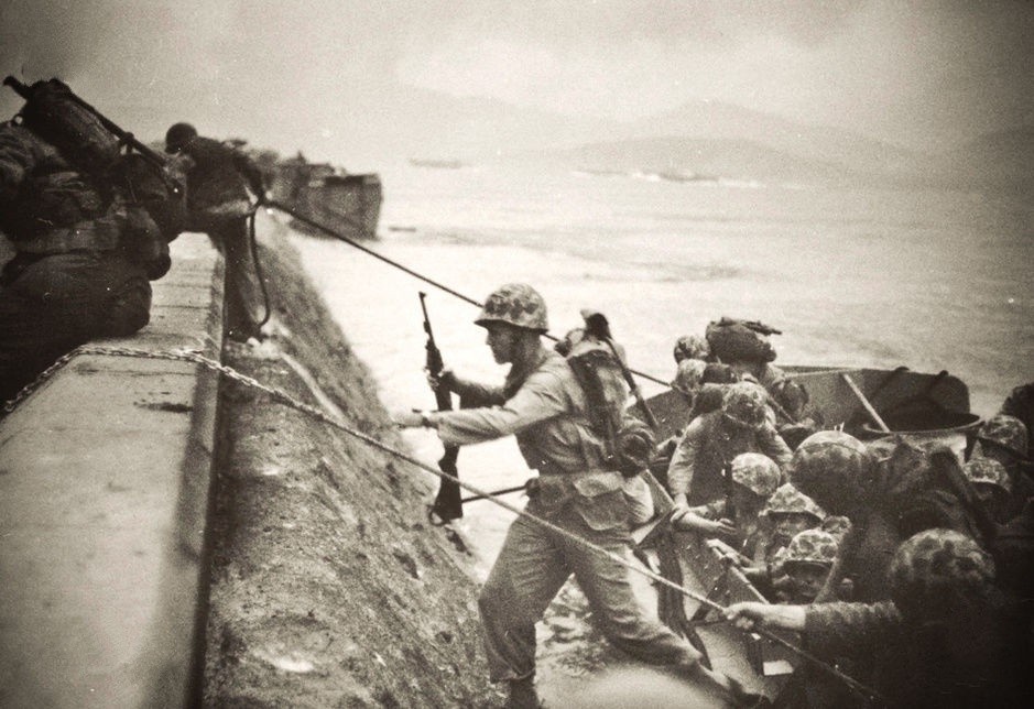 大半个朝鲜被解放，金日成准备*都迁**汉城，毛*东泽**却急电：小心仁川