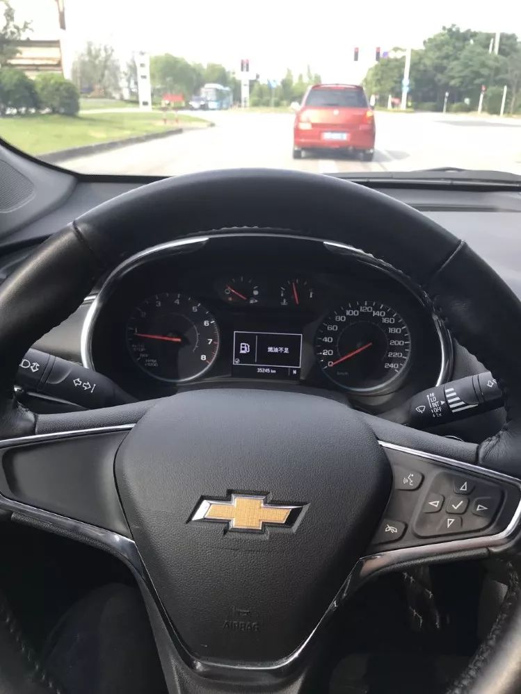 11万买17年的迈锐宝XL,车长近五米还带涡轮增压