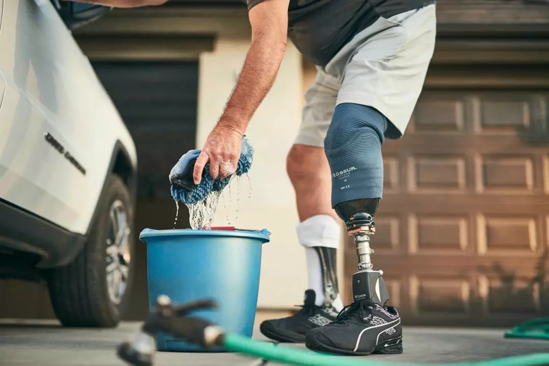 截肢后戴假肢老是疼怎么处理,截肢病人注意事项