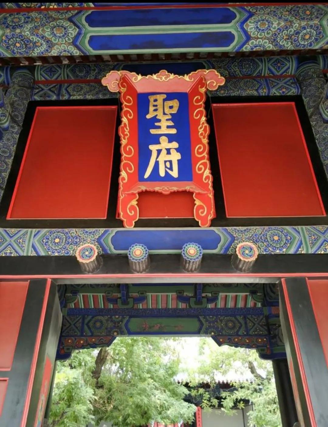 一个奶妈救死扶伤,一个奶妈救了一个小八路