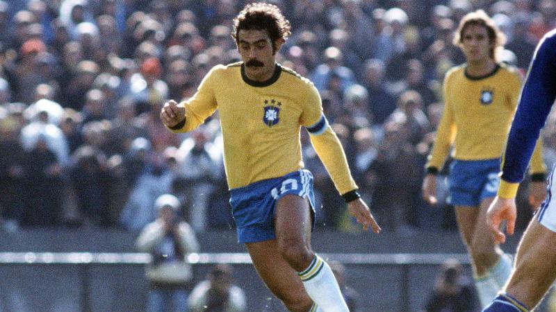 牛尾巴过人马拉多纳,牛尾巴过人罗纳尔多