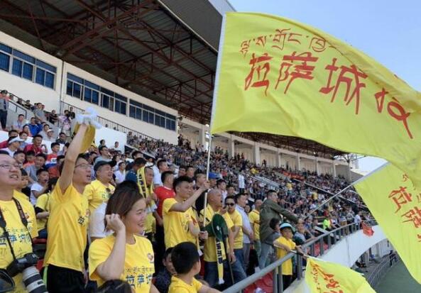 足球比赛的主场优势在哪里,足球比赛中主场能赢吗