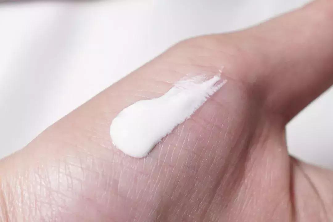 测评网红防晒霜哪款最好用,网红小白瓶防晒霜