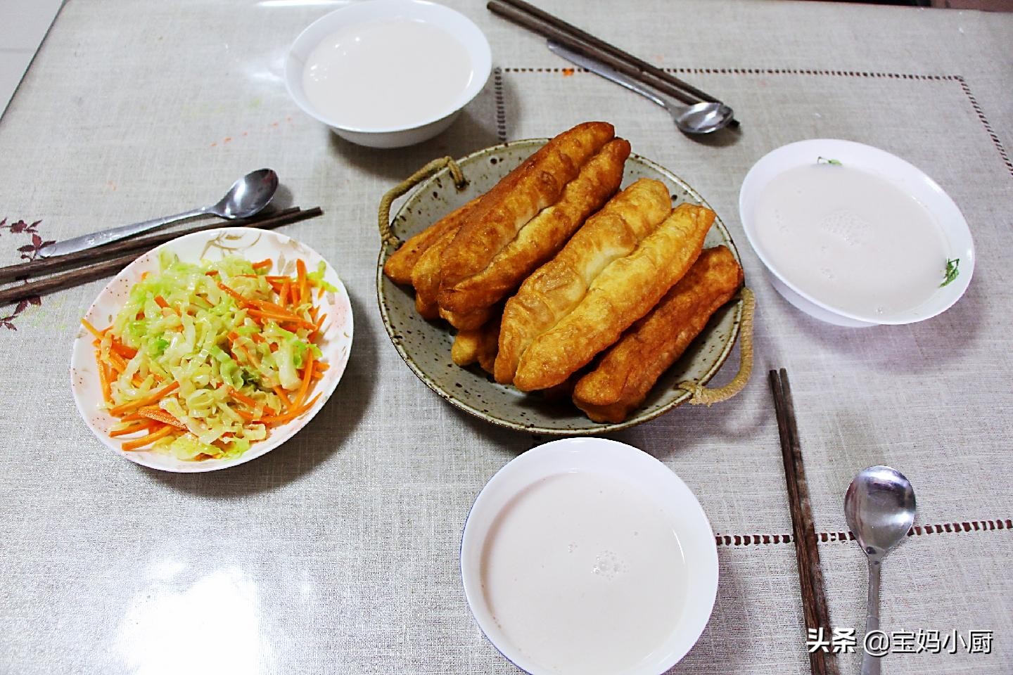 减肥大人早餐食谱,早餐30天不重样菜谱一家三口的