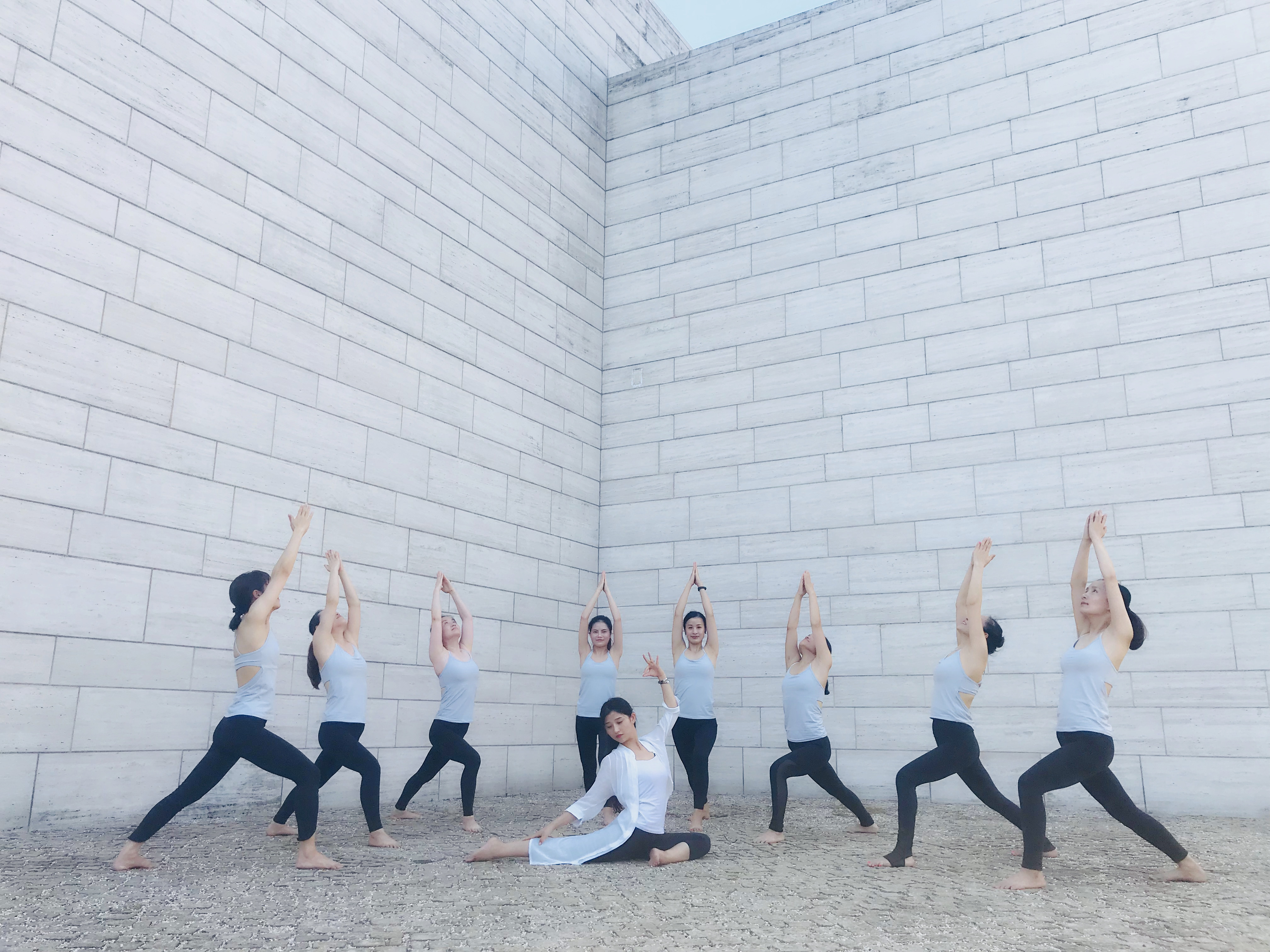 瑜伽在我心里是一项伟大的艺术，用一生去感悟的艺术