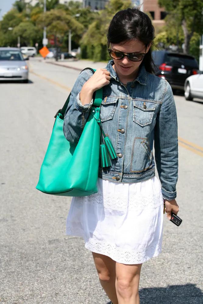 coach蔻驰当季流行款式,coach蔻驰包包明星同款