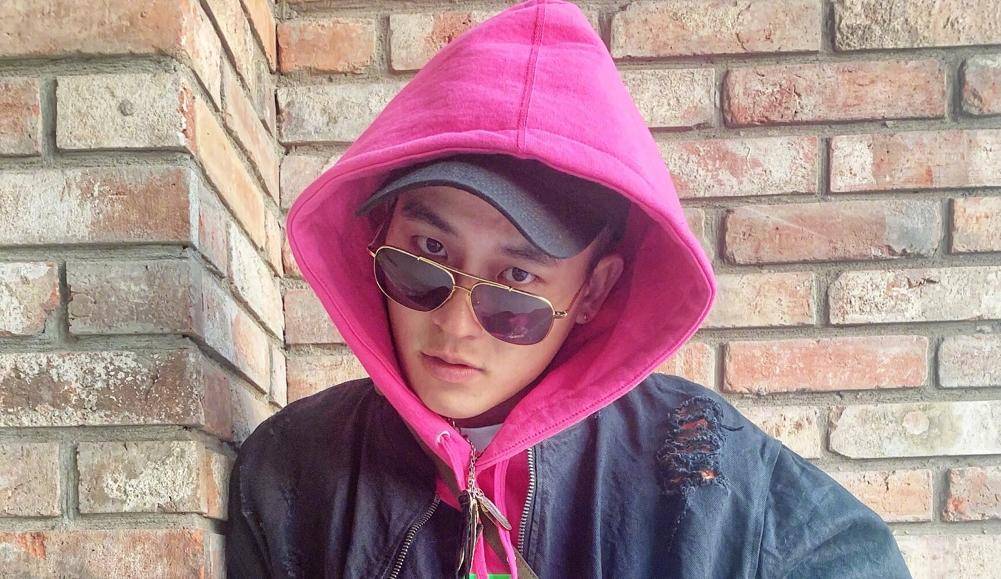 与马思纯分手后放飞自我？欧豪成“夜店咖”，与好友玩到凌晨