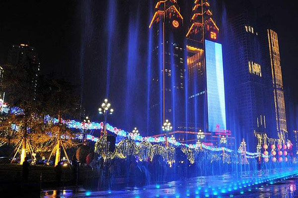 重庆必去的美食街,重庆美食街排行榜前十名