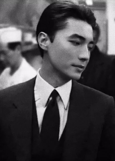 68岁亚洲第一帅哥,亚洲第一帅哥尊龙