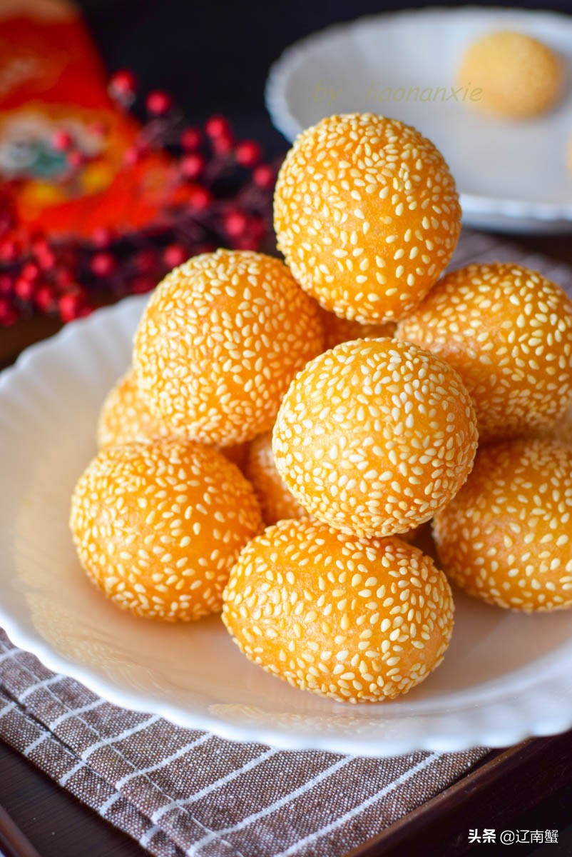 过年炸麻团，注意这3点，表皮不开裂出锅不变软，焦焦脆脆特好吃