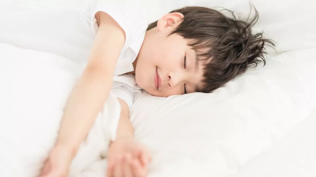 天气忽冷忽热儿童感冒了怎么办,小儿风寒感冒高发期