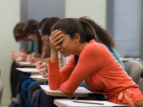 青少年看小说有没有不良影响,青少年看小说有益还是有害