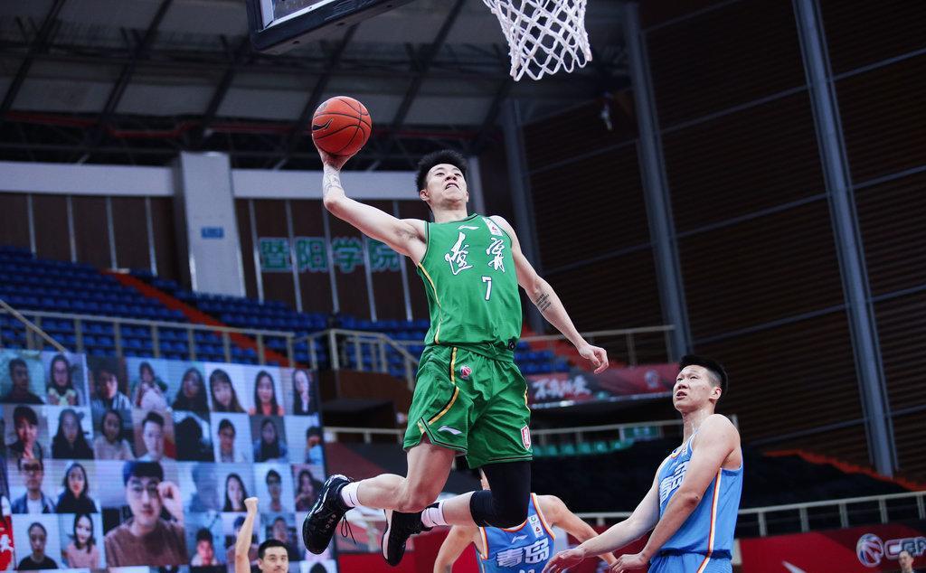 广东徐中锋请缨参加CBA扣篮大赛，他要和张镇麟一较高低？