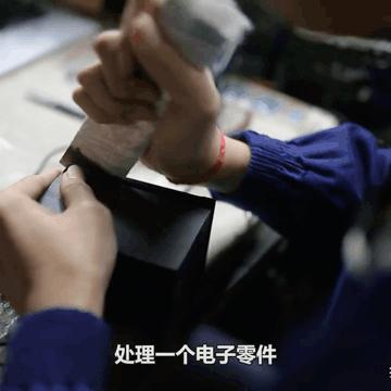 东莞工厂流水线最扎心的一幕,电子厂扎心视频