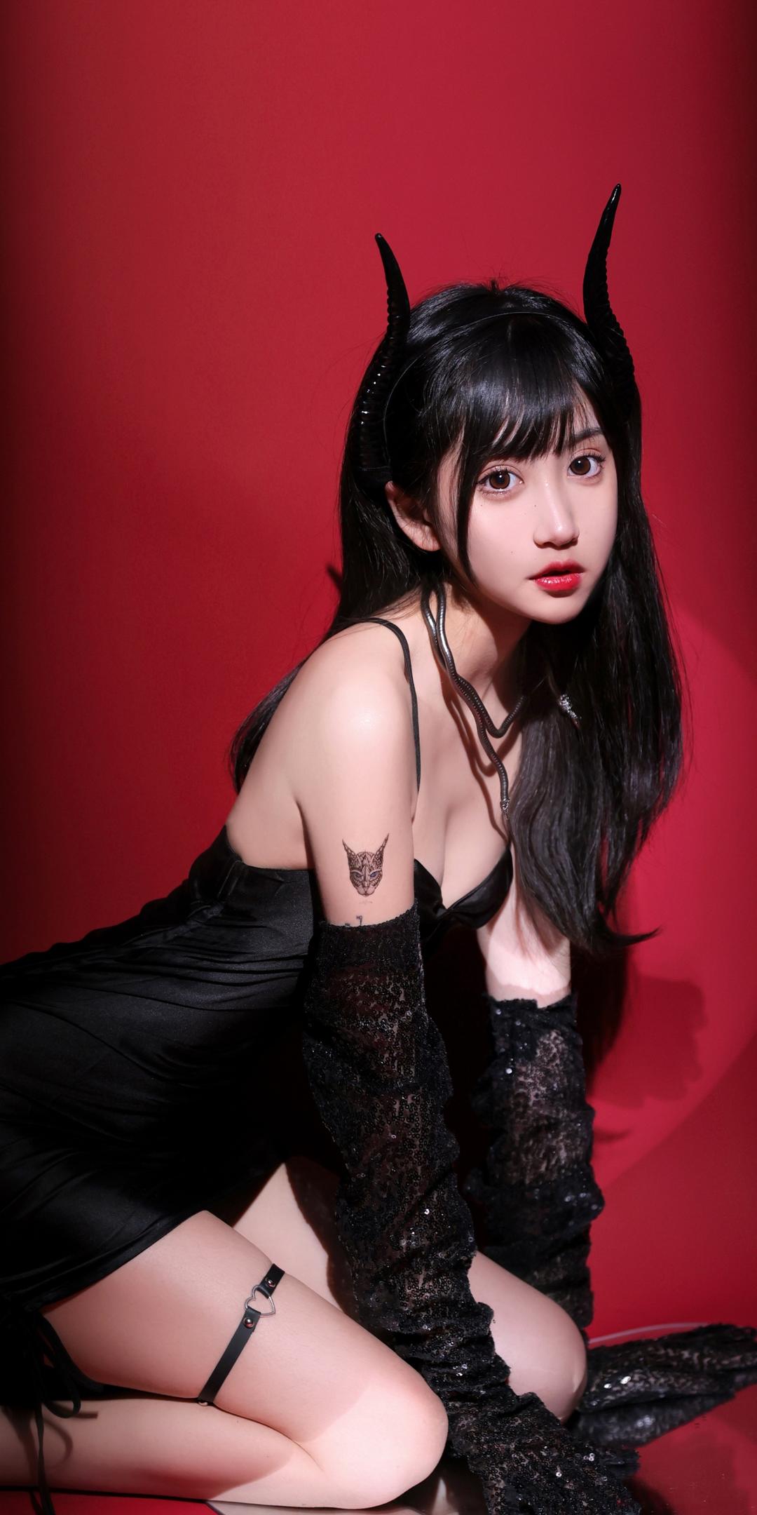 美杜莎女王高清壁纸cos,人造人18号cos壁纸高清