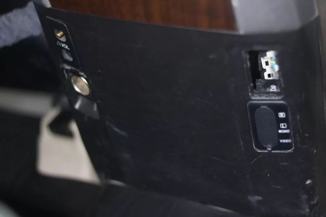 怪兽修车:翻新“残损不堪”的二手霸道LC150,满血复活变新车