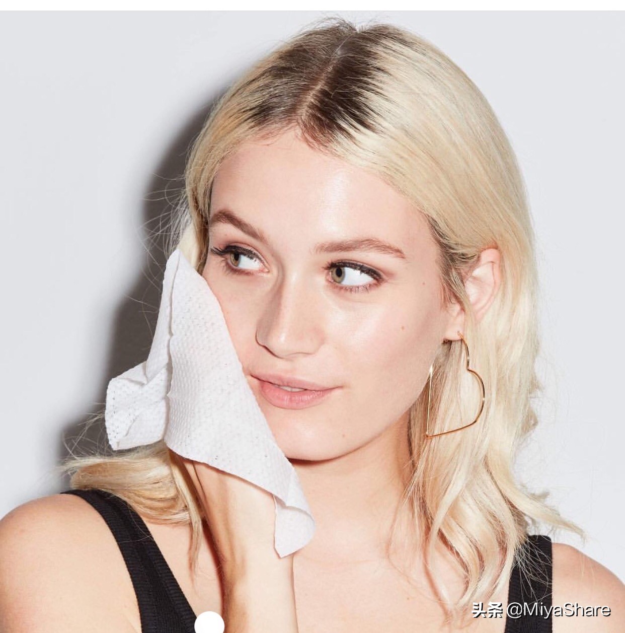 敏感痘痘肌可以用什么护肤品,敏感肌肤痘痘怎么修复