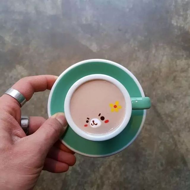 啊啊啊！喝咖啡时，我竟不小心“喝”了一幅名画？！