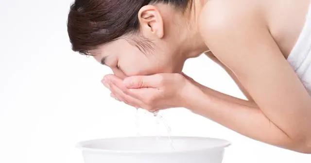 脸上毛孔粗大如何改善科学,脸上毛孔粗大怎么护肤效果好