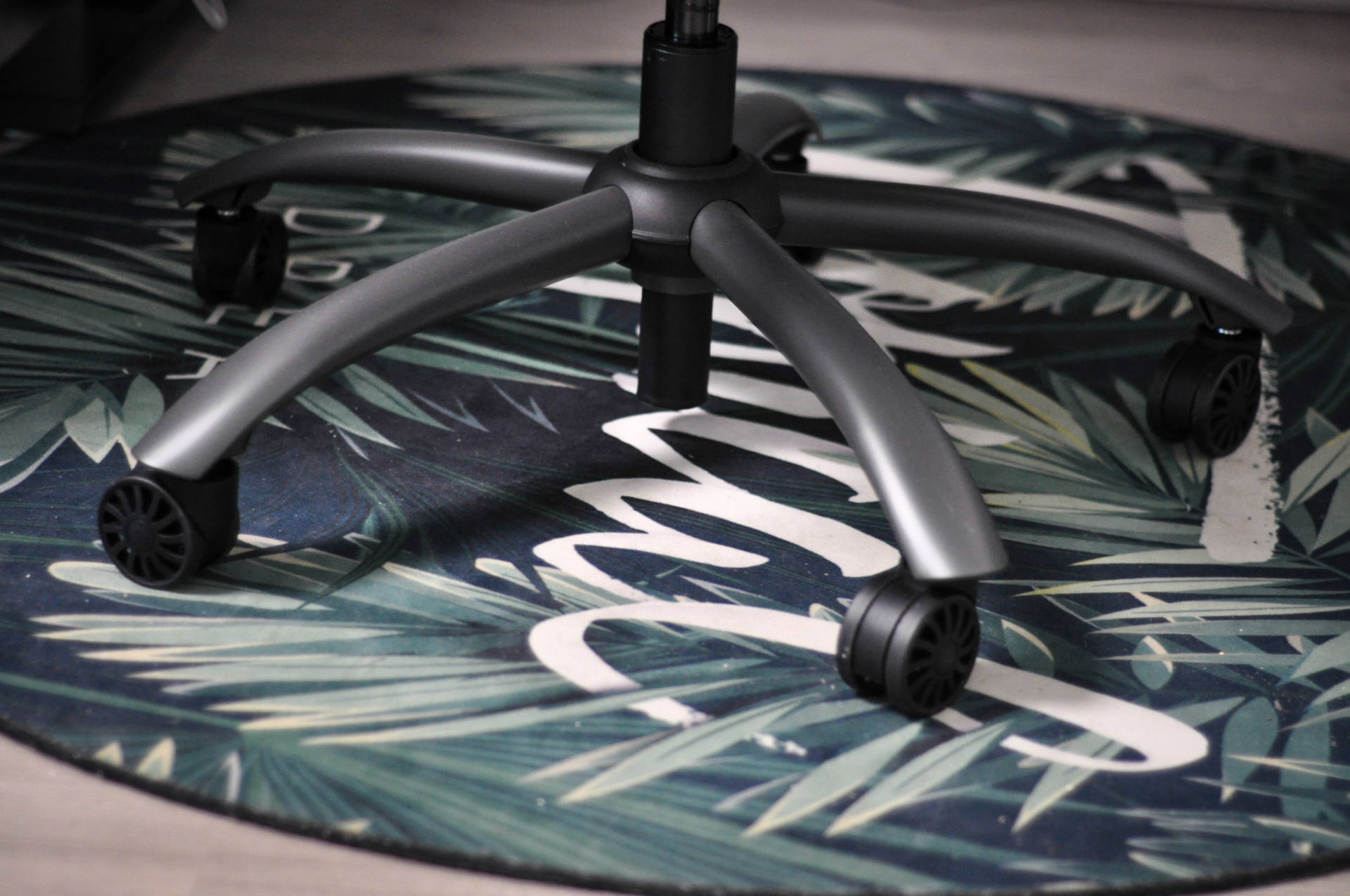 网易严选e1人体工学椅评测,千元性价比人体工学椅