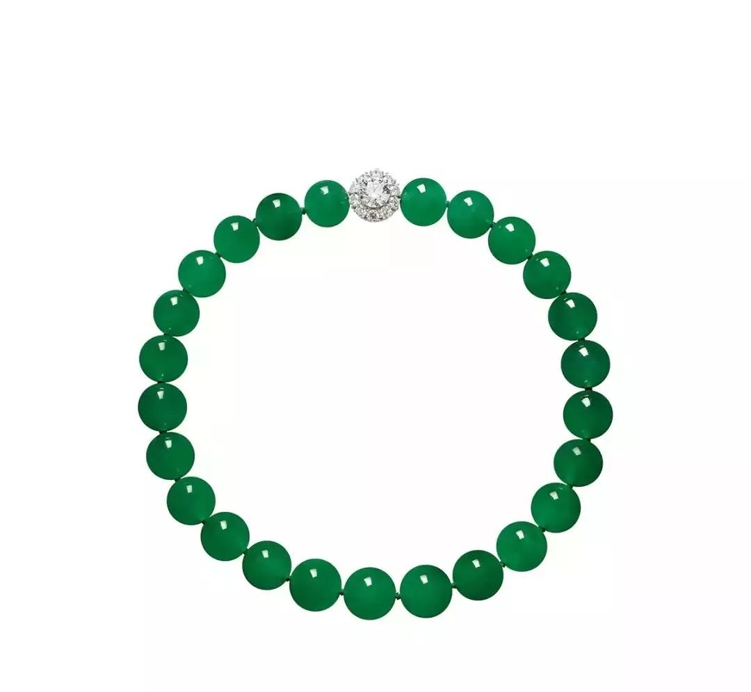 2018香港保利翡翠拍卖价格,保利春拍翡翠手镯5000万