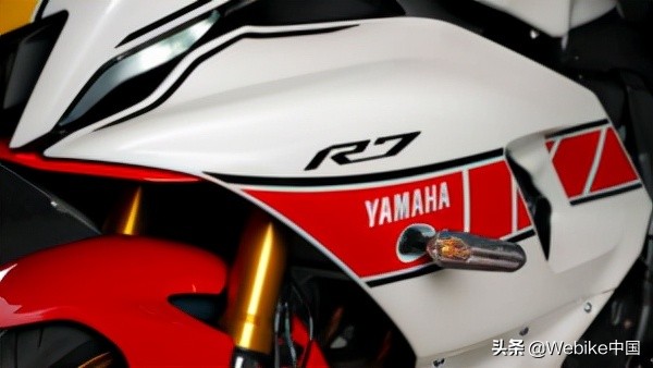 雅马哈摩托车YZFR25,雅马哈摩托车2023最新款600cc