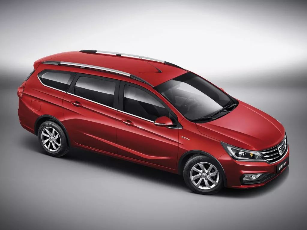 宝骏310w是不是旅行车,宝骏310w同价位的旅行车