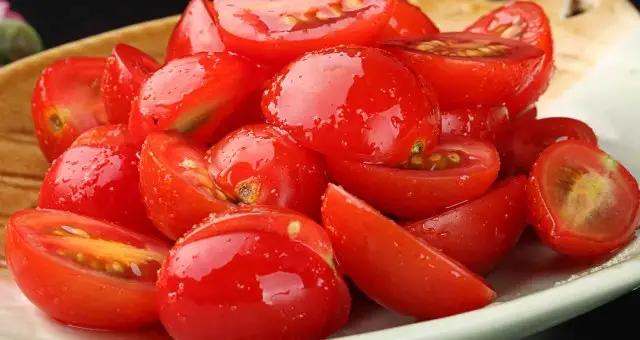 最适合夏天吃的凉拌菜都有哪些,夏天必备的各种花样凉拌菜