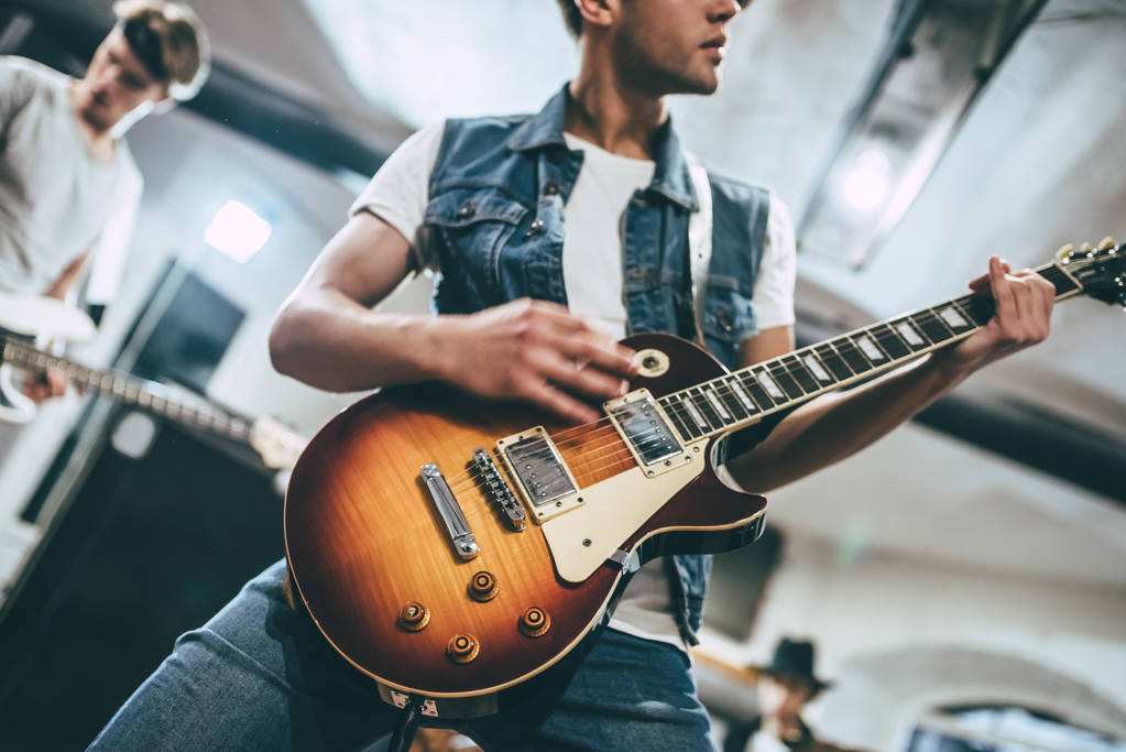 电吉他真实感受,电吉他手经历