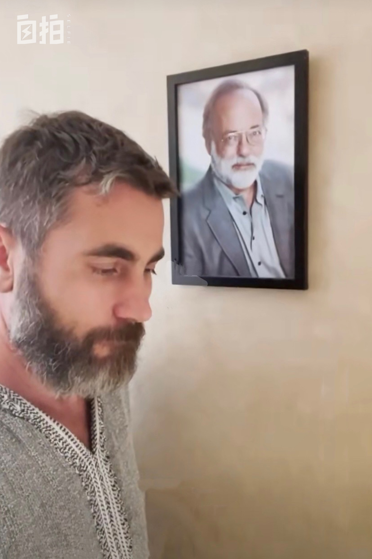 我叫曹操,美国人,娶北京姑娘、学中国文化,现在变成了北京大爷