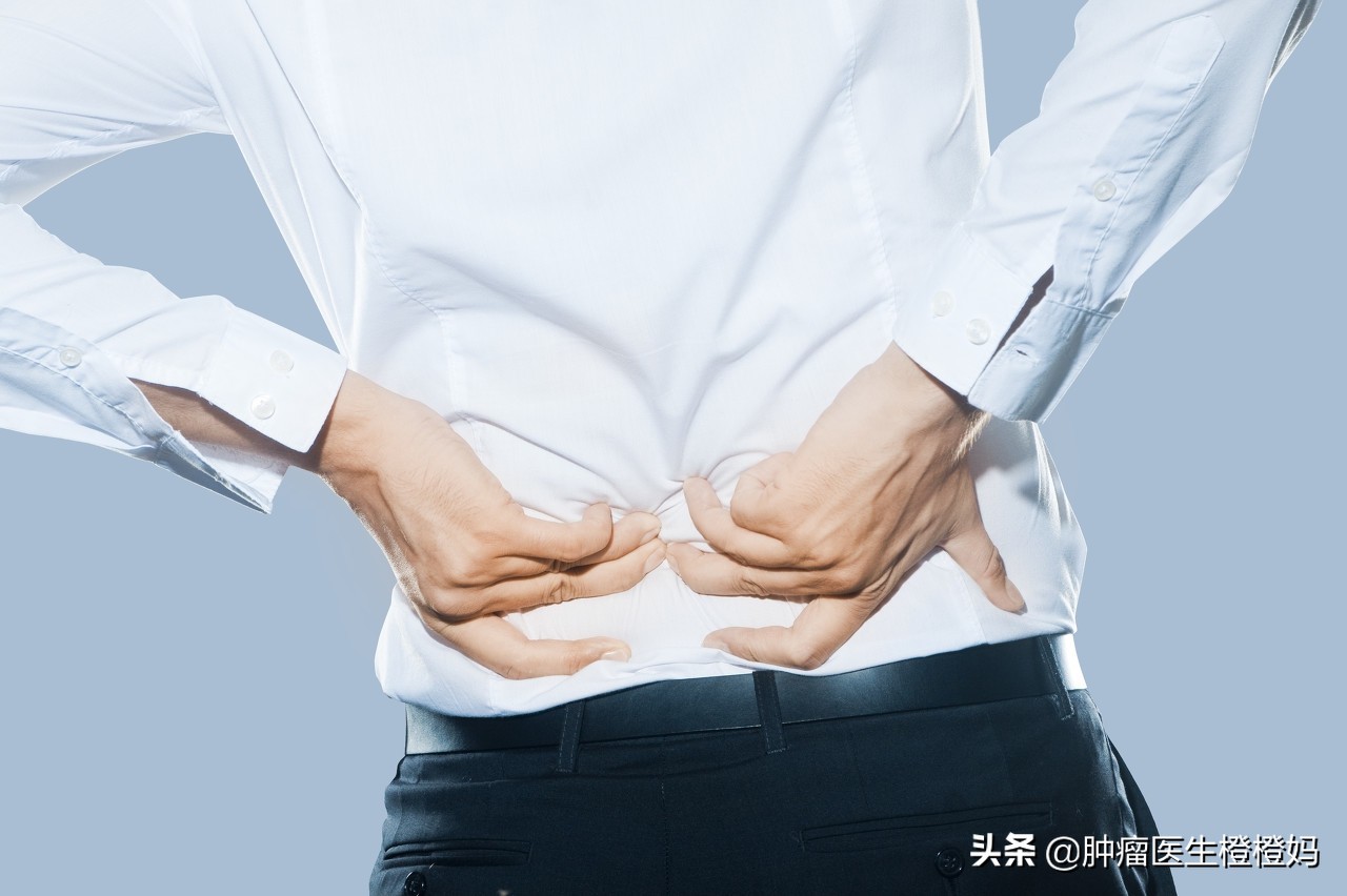 椎间盘突出腰痛了大半年怎么办,盘源性腰痛和椎间盘突出哪个严重