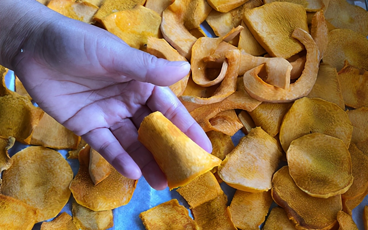 南瓜吃不完冬天怎么保存明年再吃,保存南瓜的正确做法