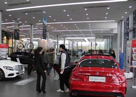 只买裸车不在4S店买保险上牌,4S店不肯怎么办?内行人告诉你一招