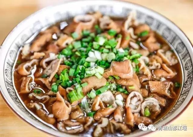 坐上公交去旅行!跟着这条101路线,带你玩遍大半个都江堰~一站一景,吃喝玩乐一网打尽!