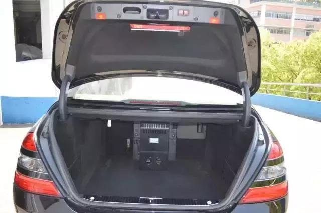 20万公里老款奔驰s600,老款奔驰s600对比新款