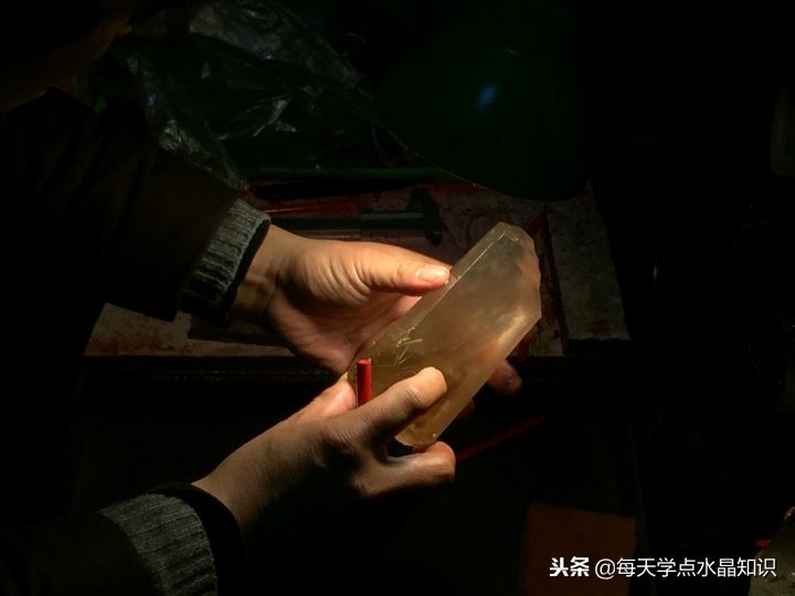 水晶加工全过程吊坠,水晶原石加工全过程