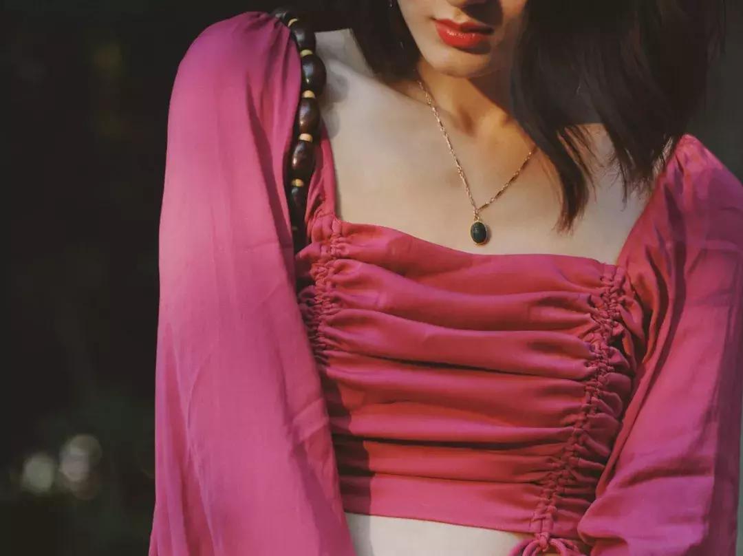 这5种首饰简单时尚减龄不贵,比较百搭的首饰