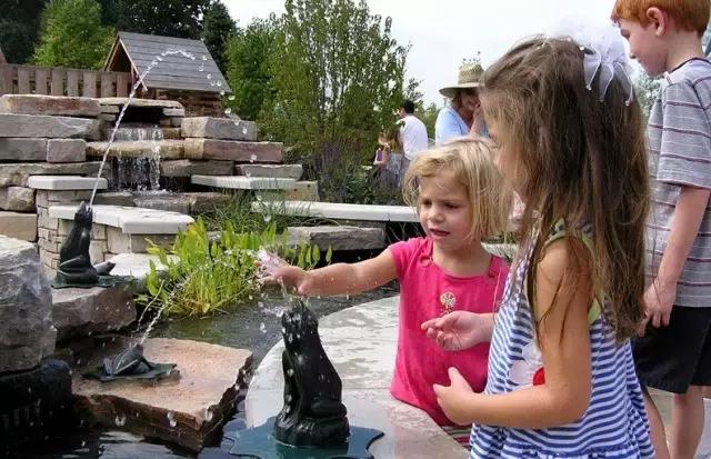 有趣的儿童花园,打造一个500平露台的共享儿童乐园