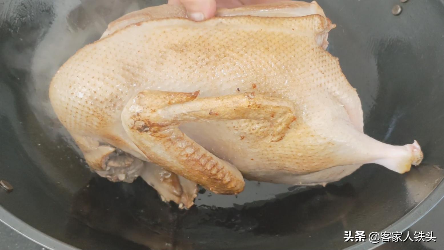 老鸭有几种做法和配料,老水鸭的做法