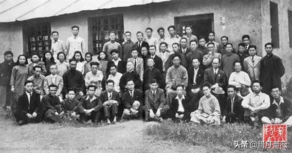 西南联大战火纷飞的年代,战火纷飞下的西南联大文人