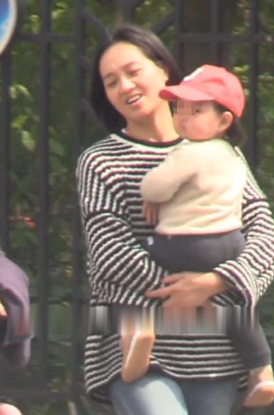 朱丹二胎孕肚对比照,朱丹二胎孕肚照曝光