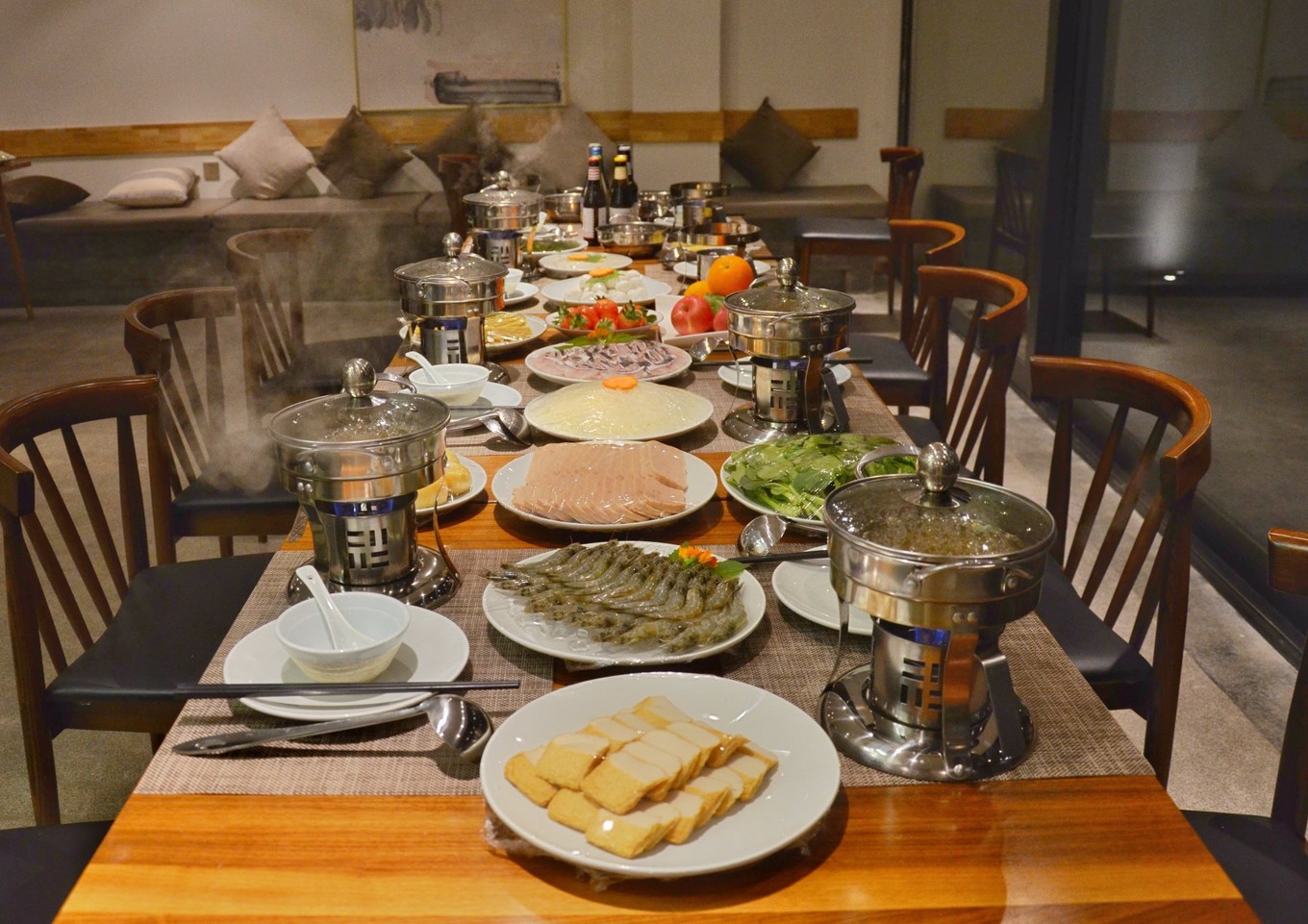 一座白楼，青山环绕，云卷雾舒～享受在莫干山野的娴静自由