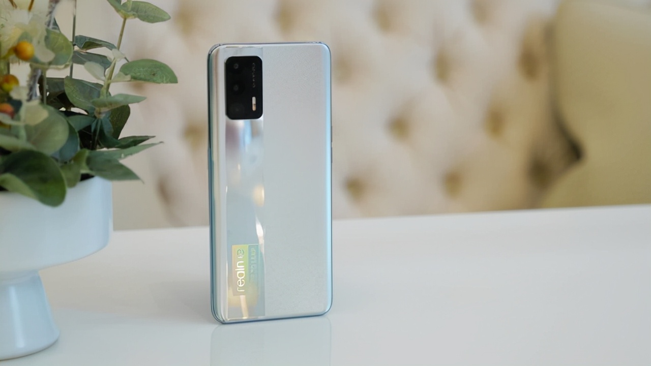 目前最值得买的三款千元机,公认口碑好的4款千元机