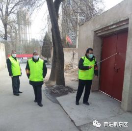 东区街道严格落实网格化管理筑牢织密疫情防控网【战“疫”进行时】（52）