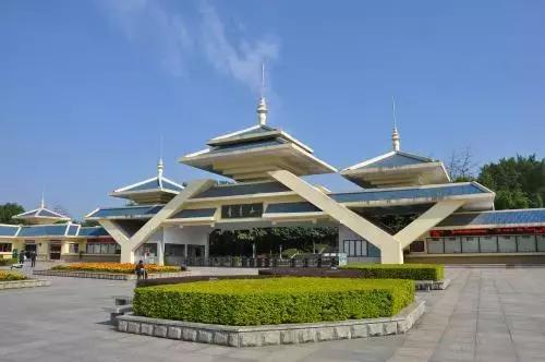 青秀山团建位置,广西团建三日两夜地方推荐