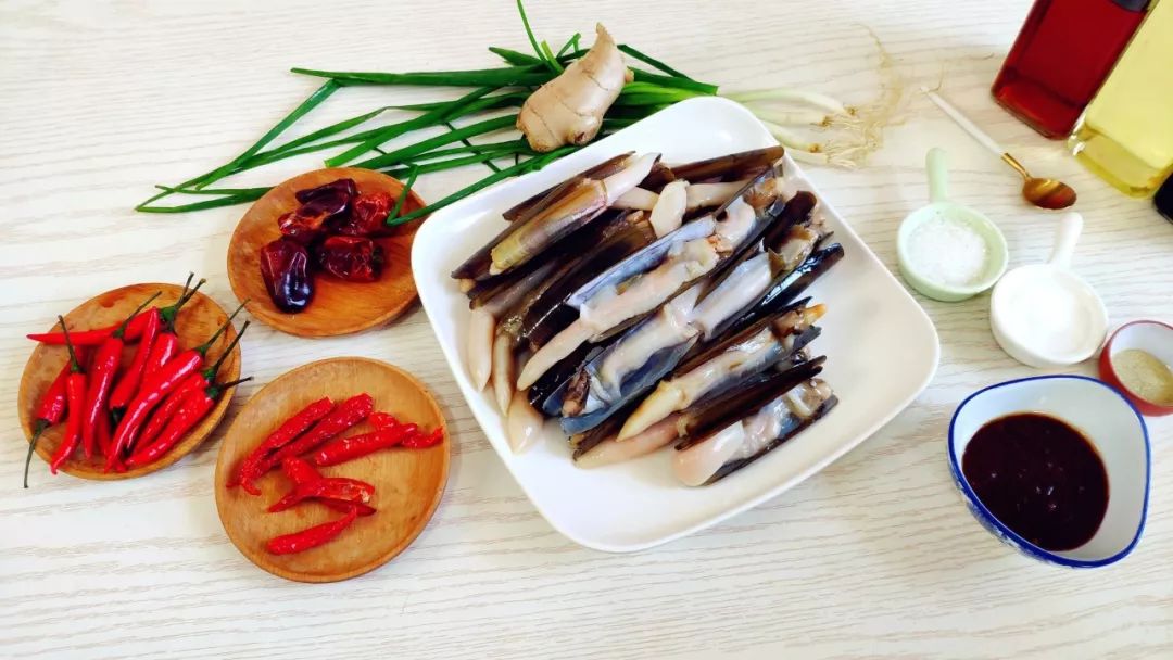 大呼辣椒大呼盐下一句怎么接,前方高能辣稽片头曲